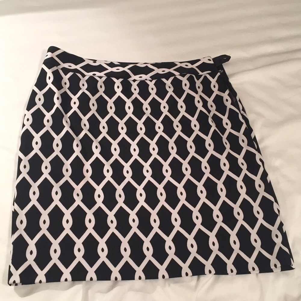 Adrienne Vittadini pencil skirt